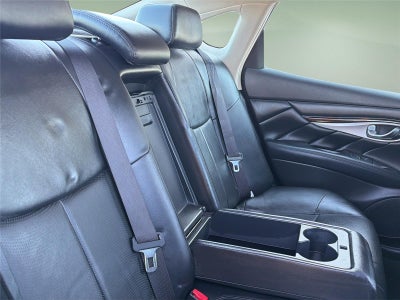 2015 INFINITI Q70 4dr Sdn V6 AWD