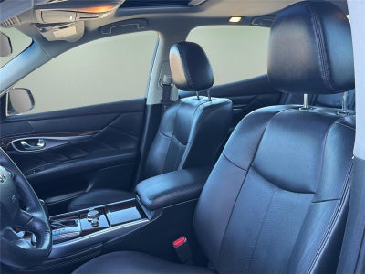 2015 INFINITI Q70 4dr Sdn V6 AWD