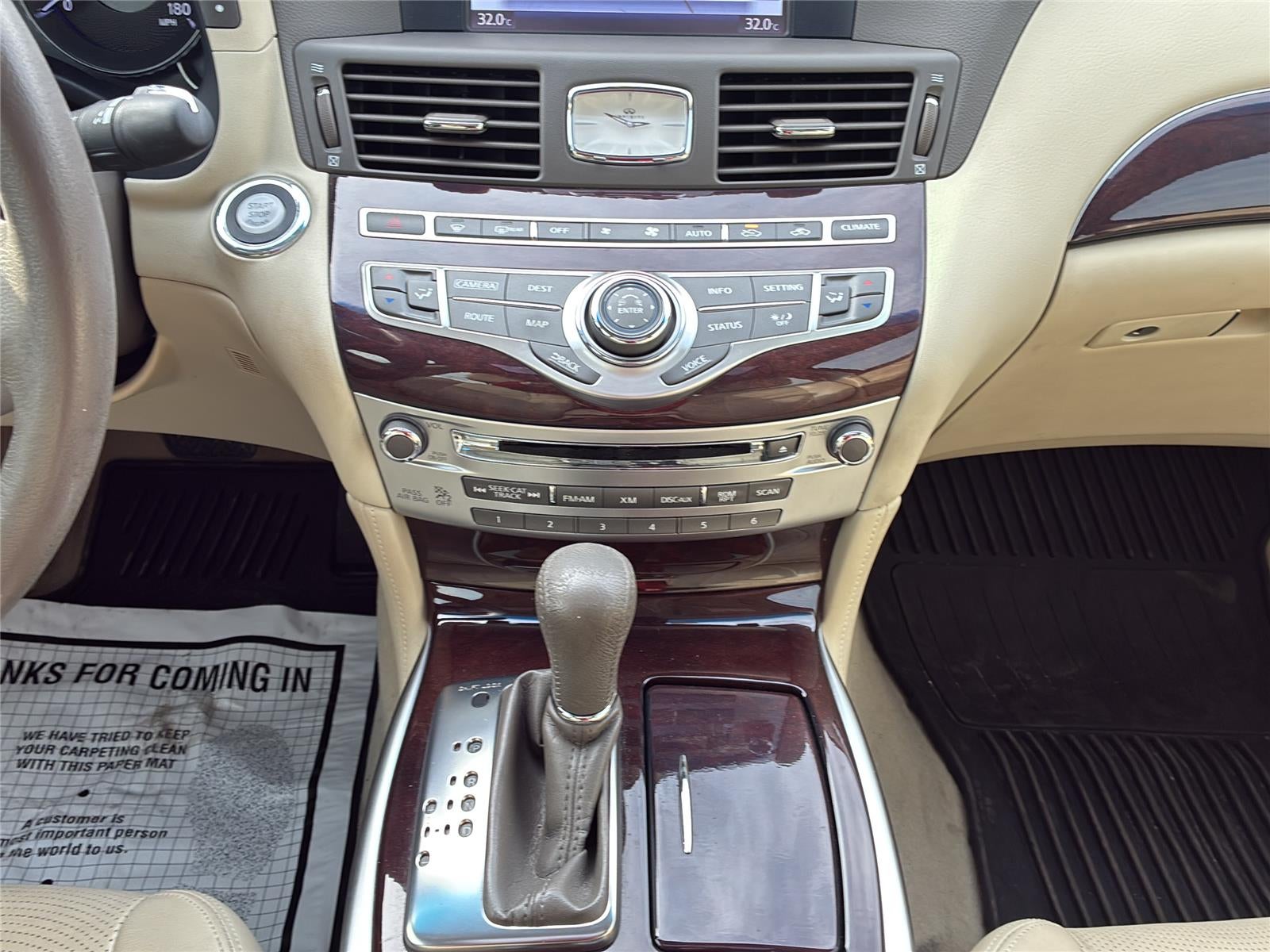 2017 INFINITI Q70L 3.7