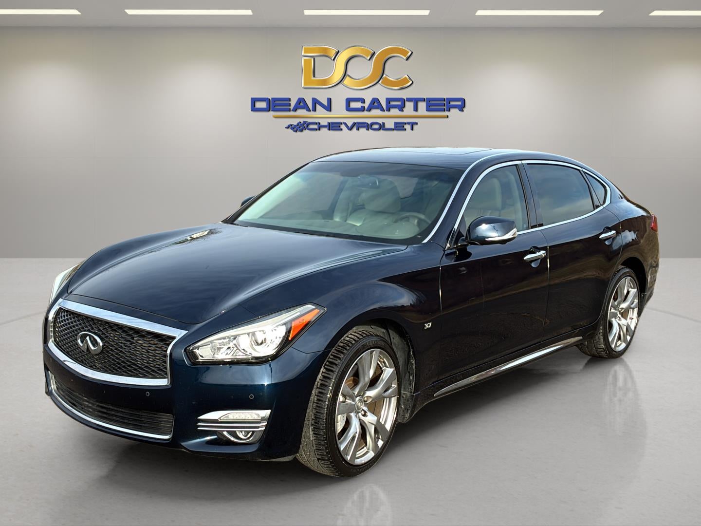 2017 INFINITI Q70L 3.7