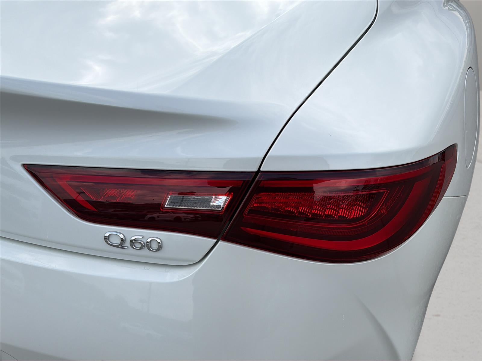 2018 INFINITI Q60 3.0t LUXE