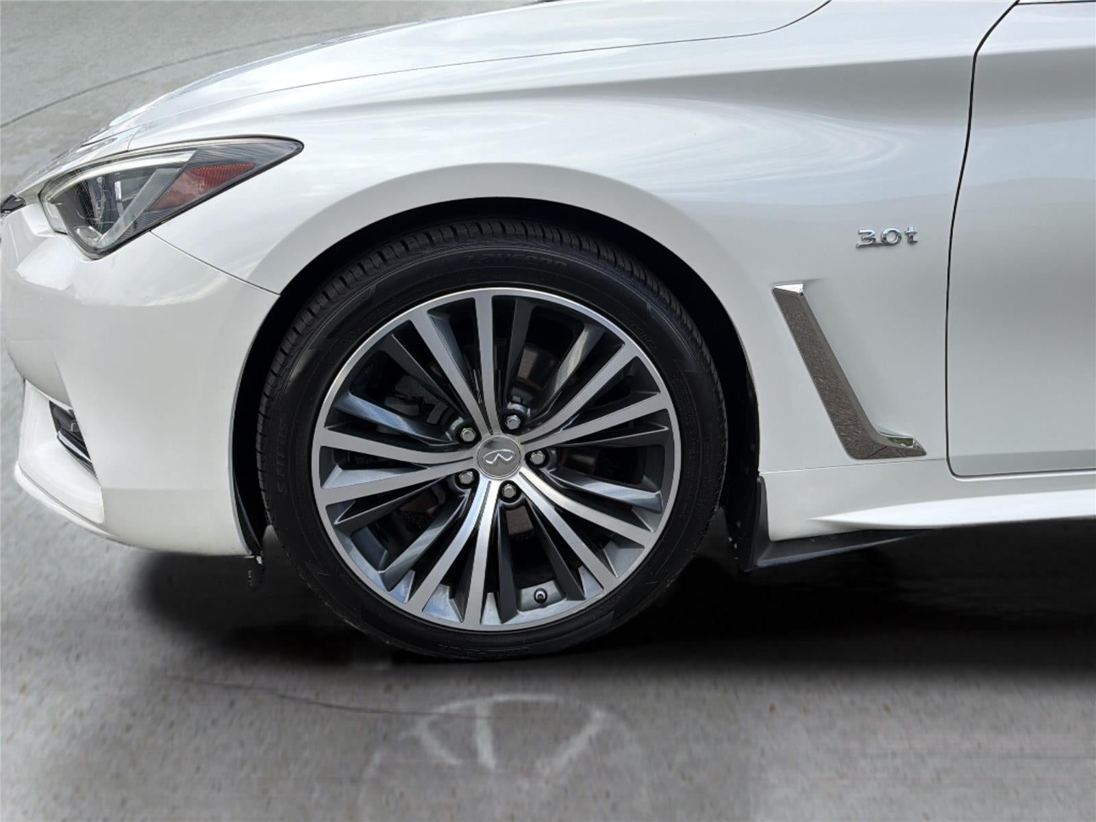 2018 INFINITI Q60 3.0t LUXE