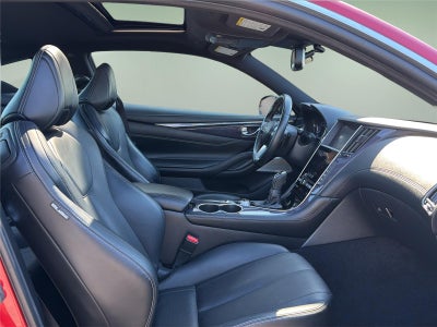 2017 INFINITI Q60 Red Sport 400
