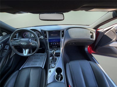 2017 INFINITI Q60 Red Sport 400