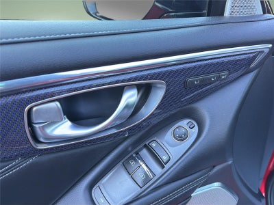 2017 INFINITI Q60 Red Sport 400