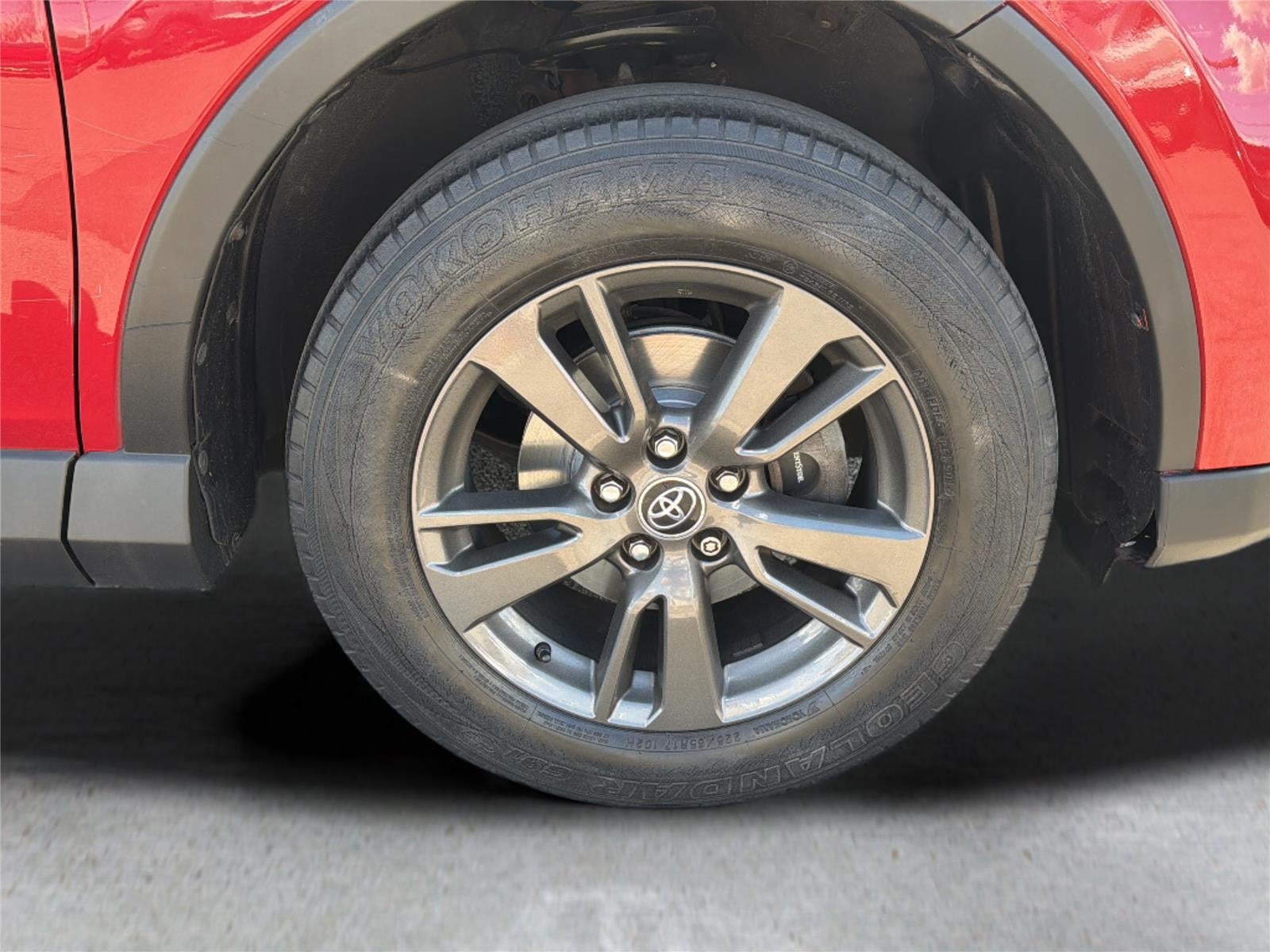 2017 Toyota RAV4 XLE