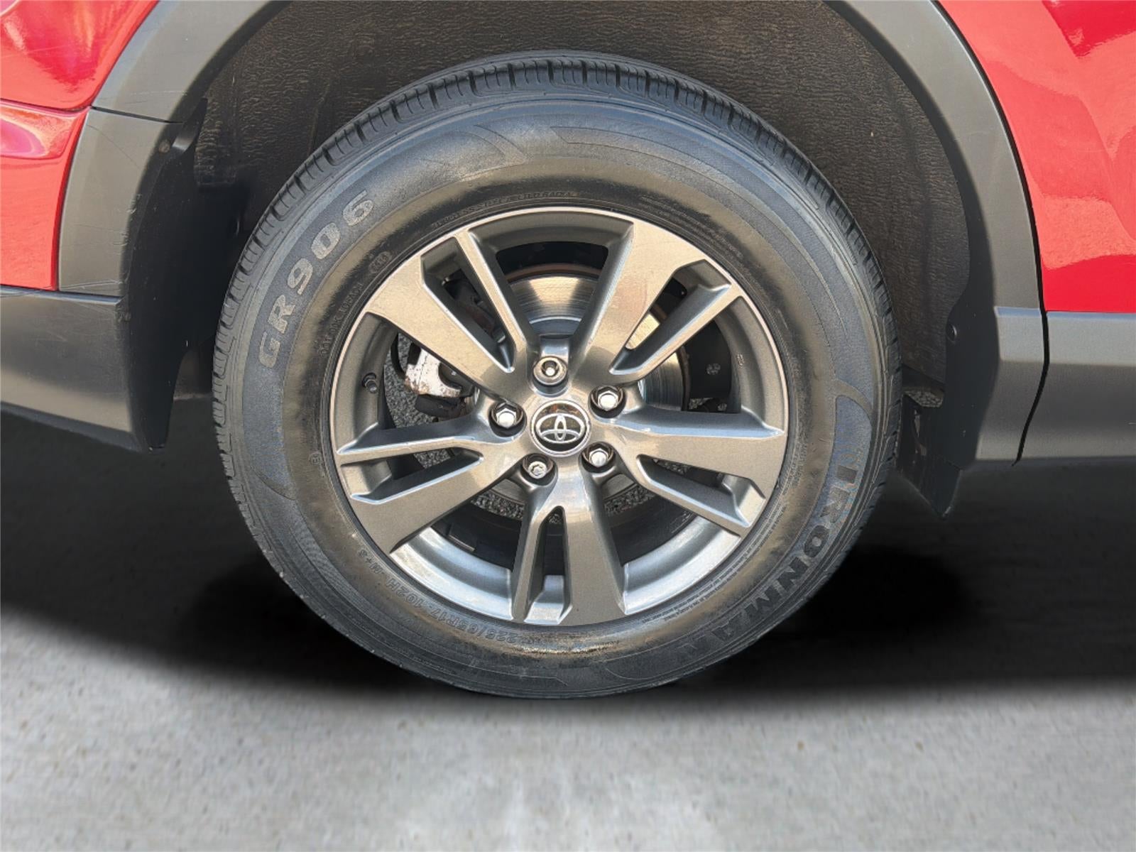 2017 Toyota RAV4 XLE