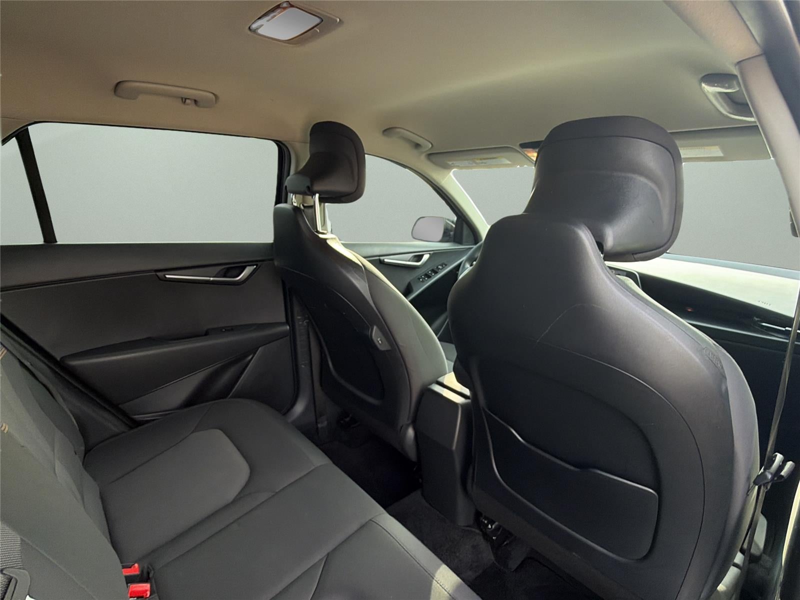 2025 Kia Niro LX