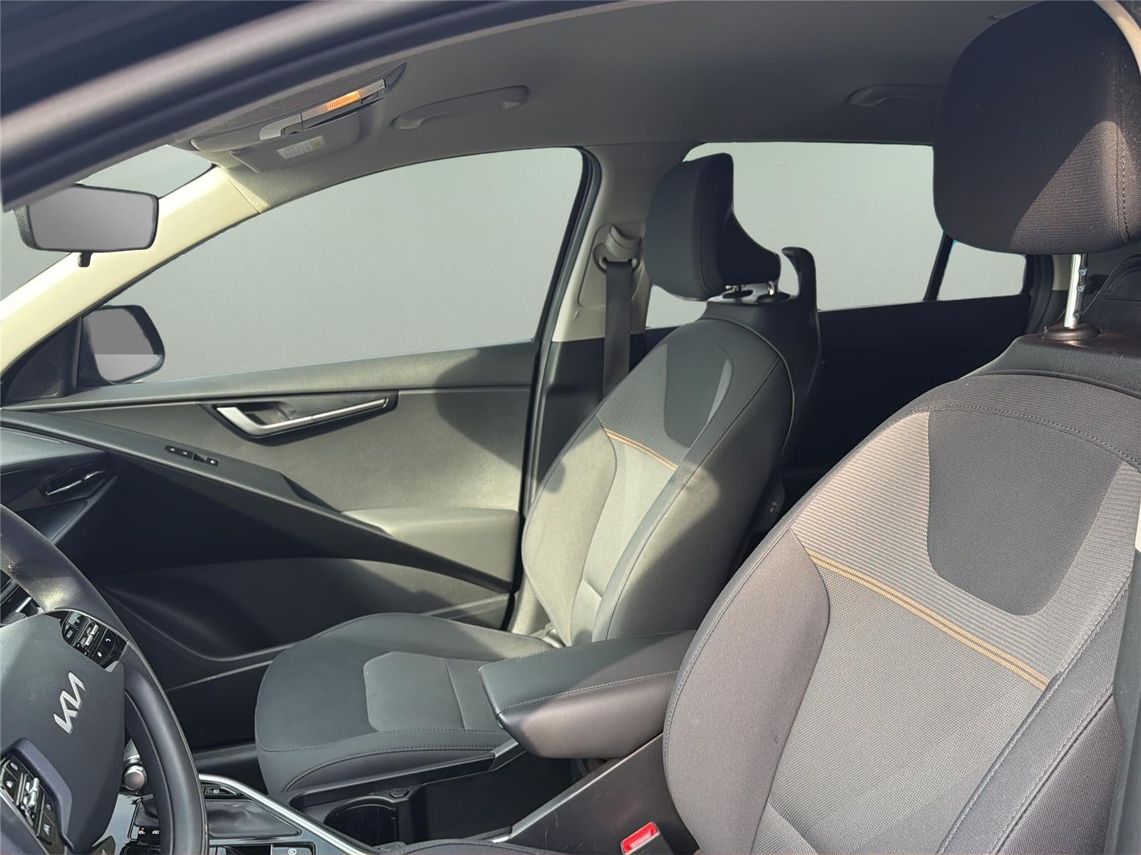 2025 Kia Niro LX