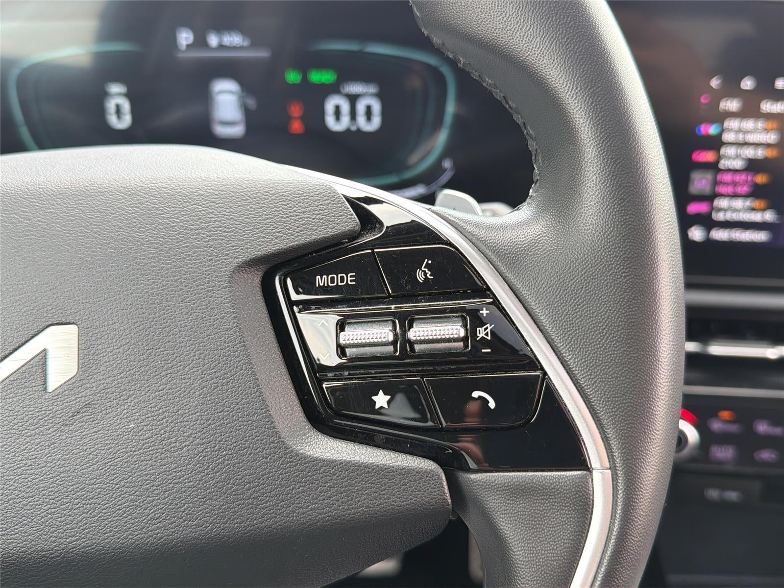 2023 Kia Niro EX Touring