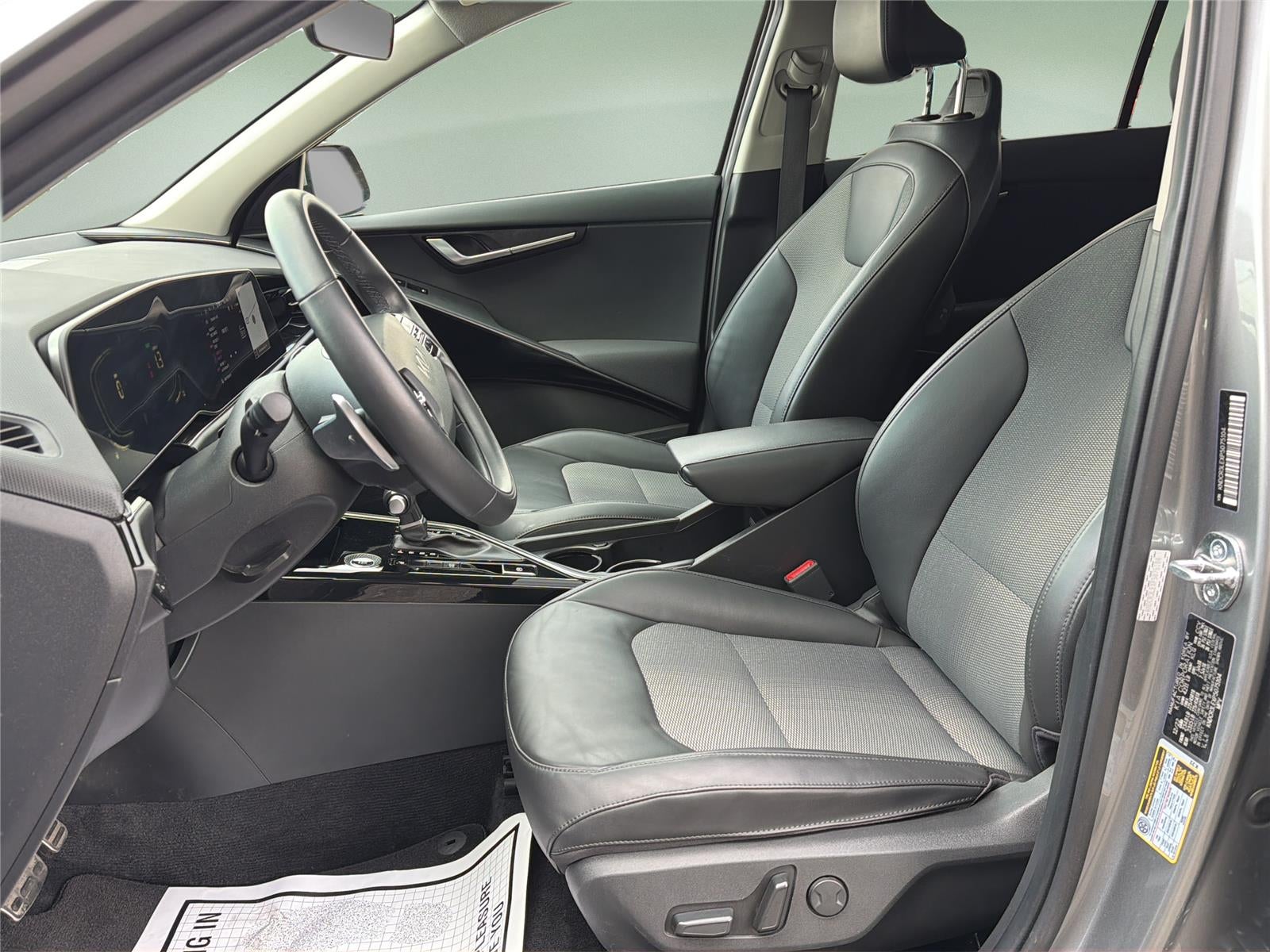 2023 Kia Niro EX Touring