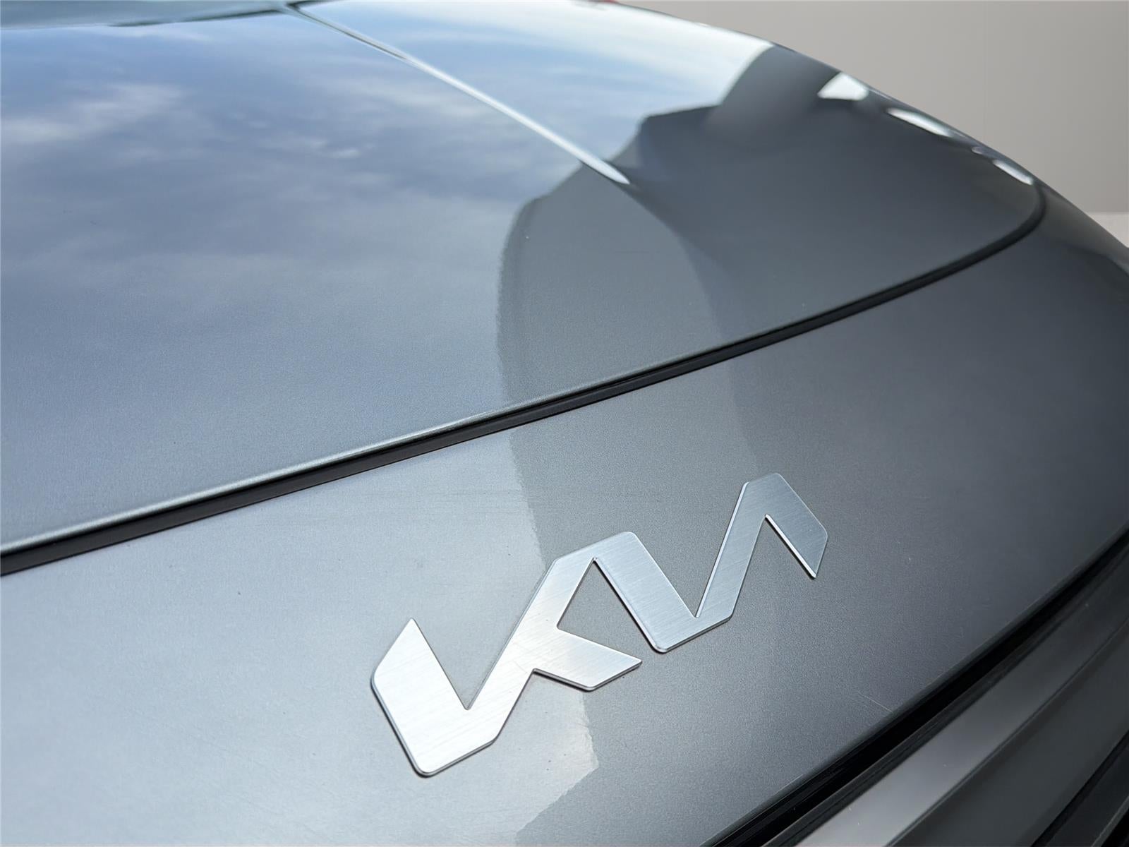 2023 Kia Niro EX Touring