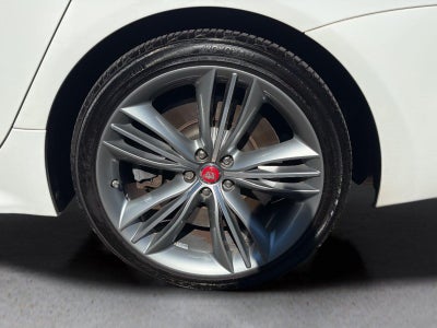 2016 Jaguar XJ Supercharged