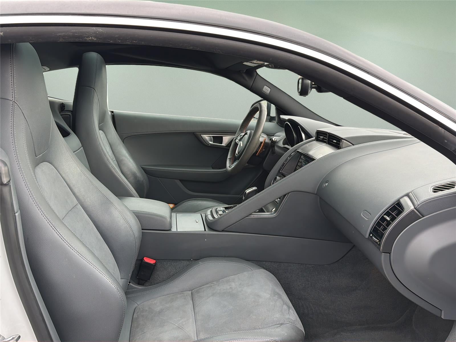 2015 Jaguar F-TYPE V6 S