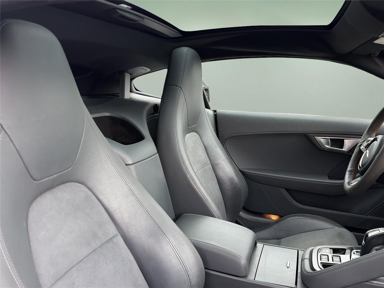 2015 Jaguar F-TYPE V6 S