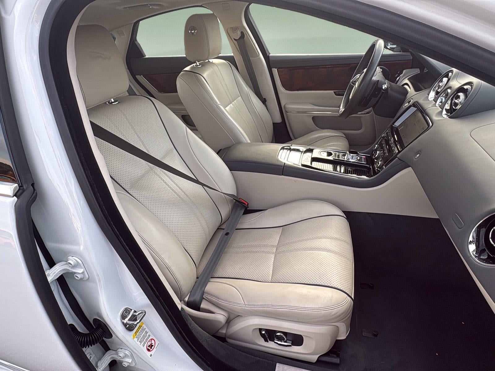 2019 Jaguar XJ R-Sport
