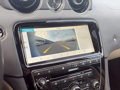 2019 Jaguar XJ R-Sport