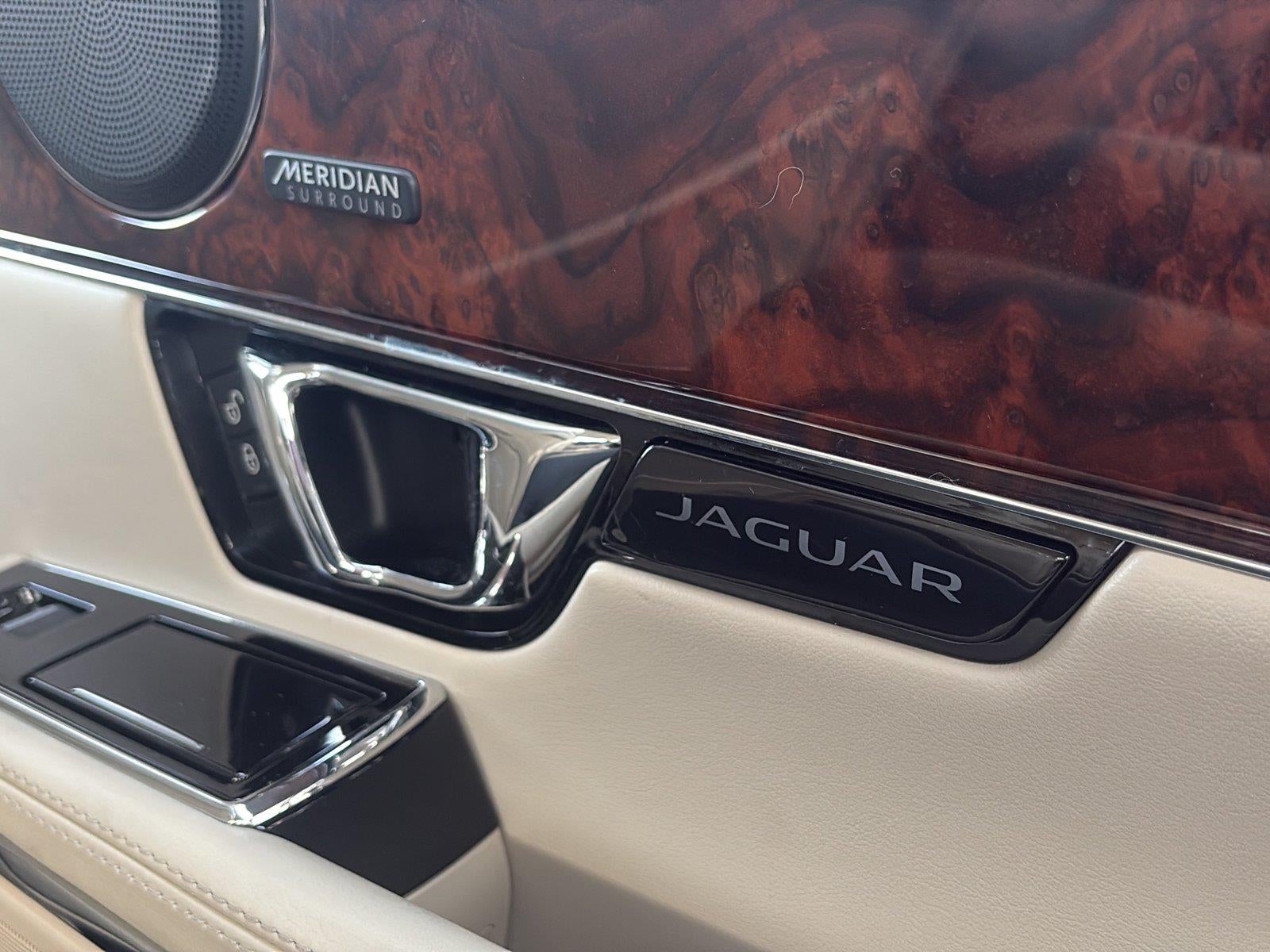 2019 Jaguar XJ R-Sport