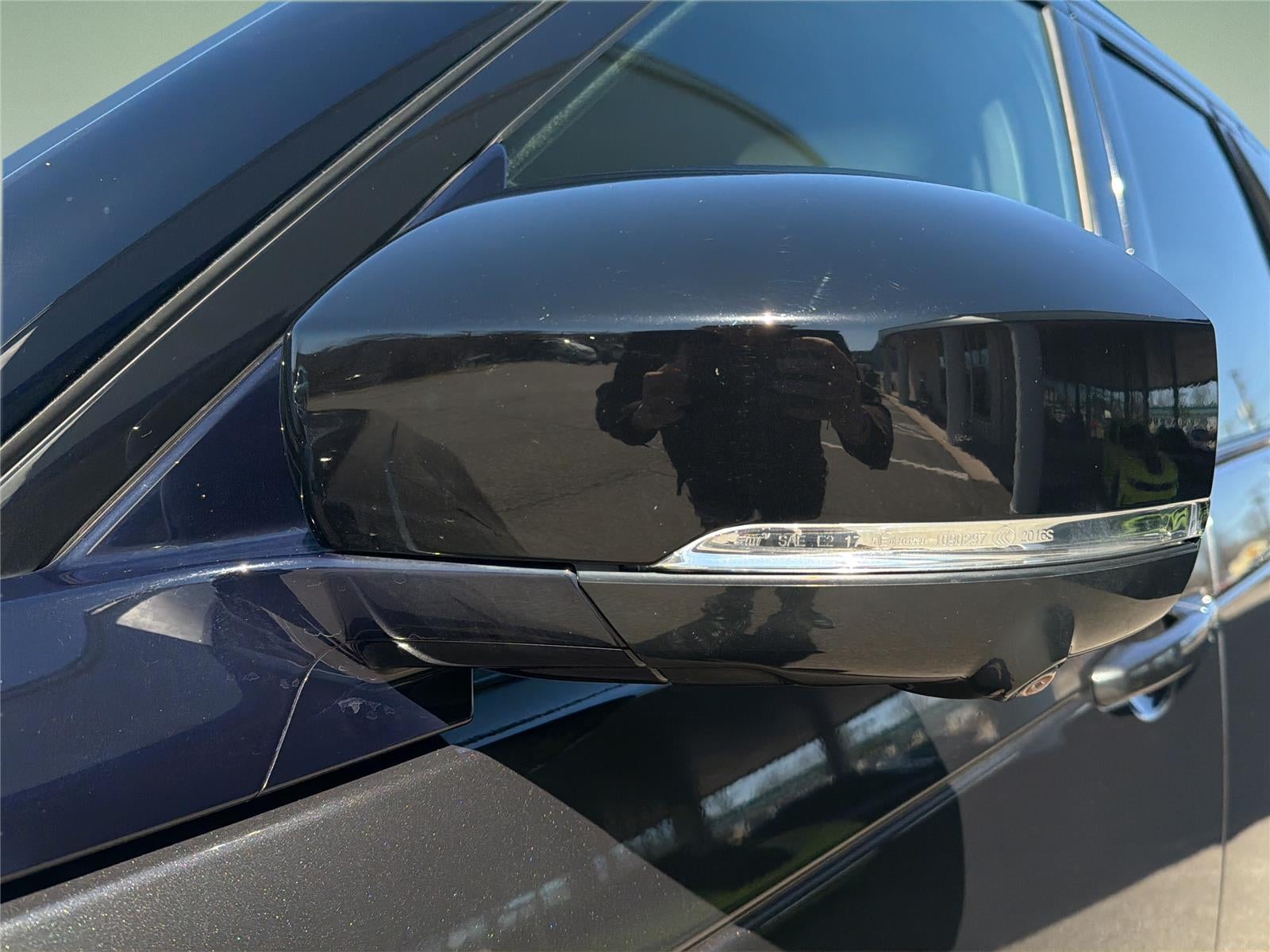 2023 Land Rover Discovery S R-Dynamic