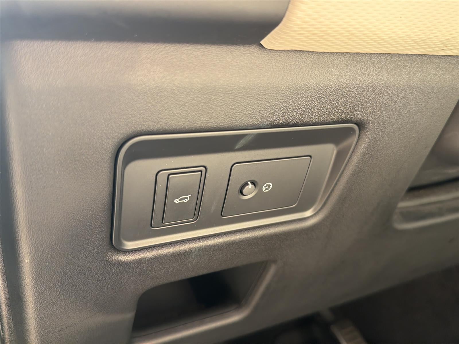 2023 Land Rover Discovery S R-Dynamic