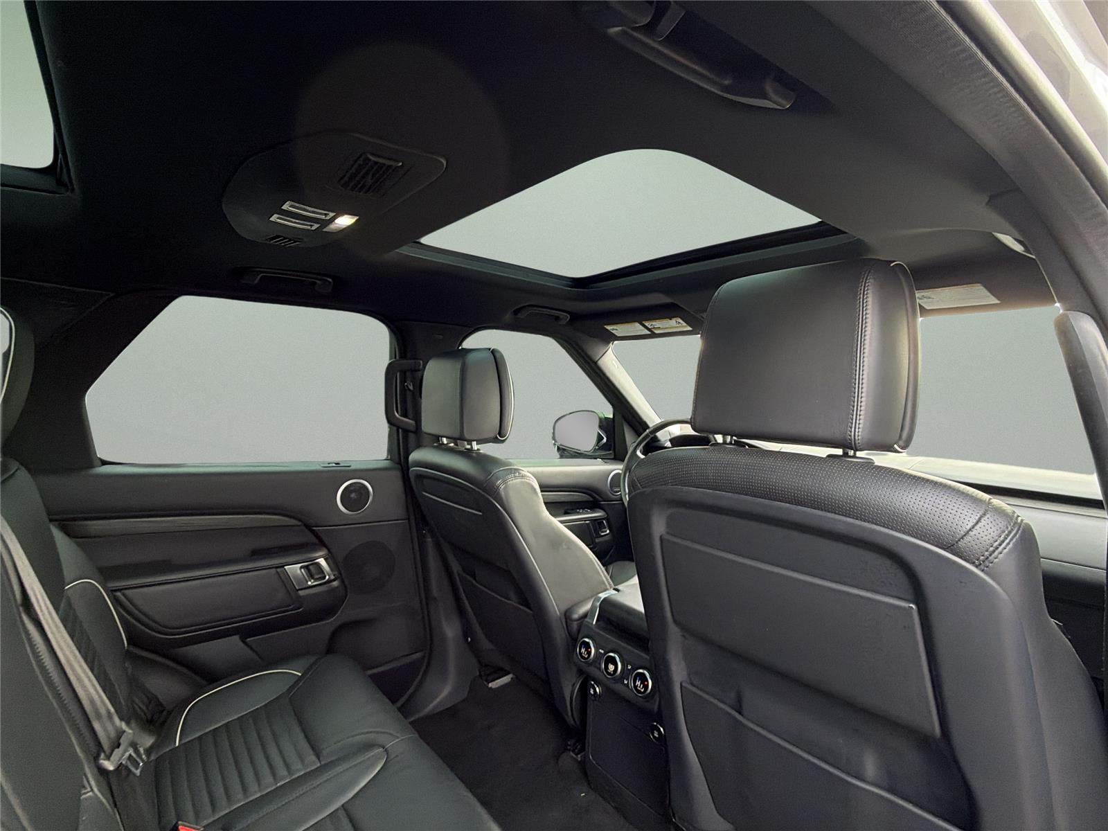 2019 Land Rover Discovery HSE Luxury