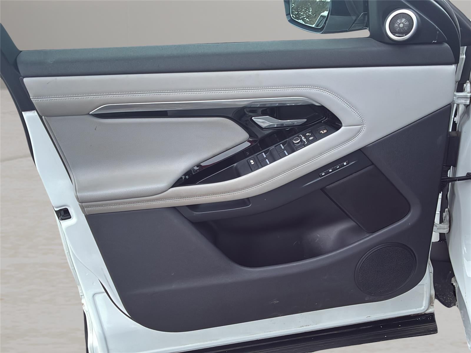 2020 Land Rover Range Rover Evoque SE