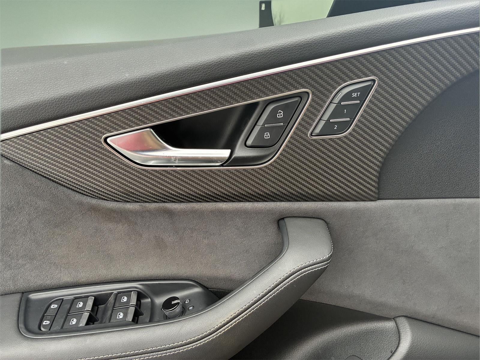 2024 Audi SQ8 Premium Plus