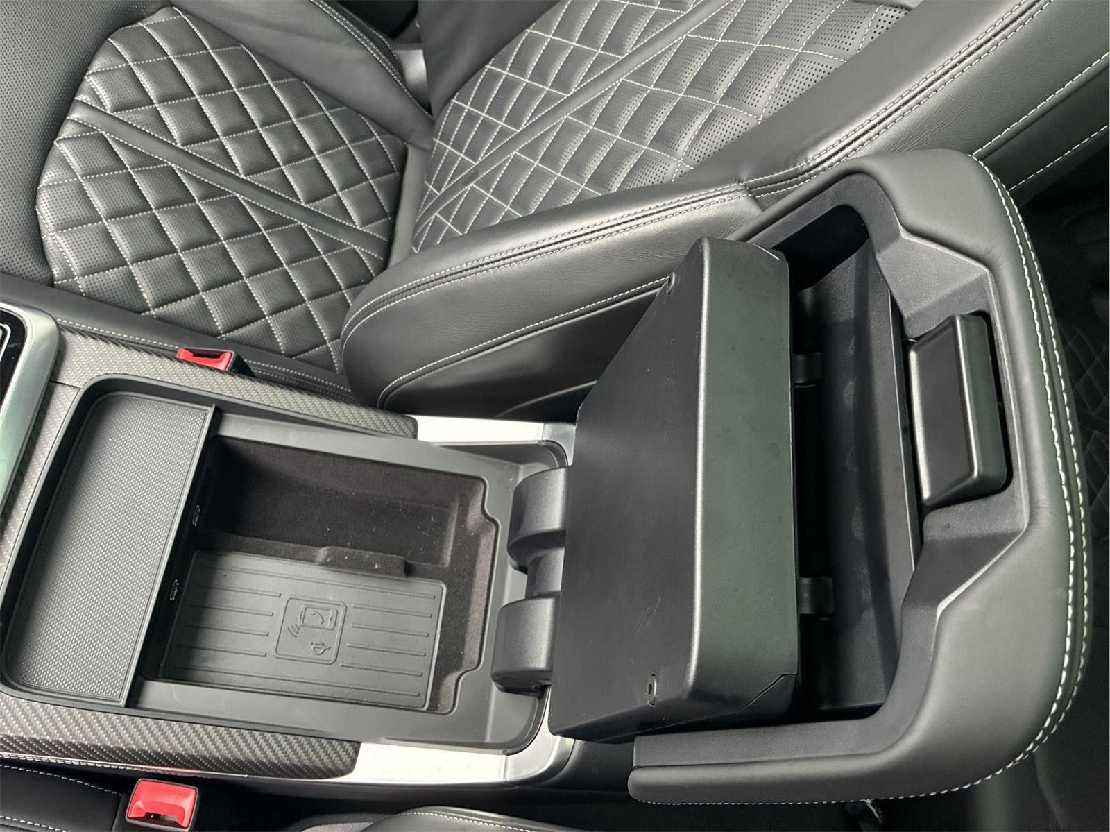 2024 Audi SQ8 Premium Plus