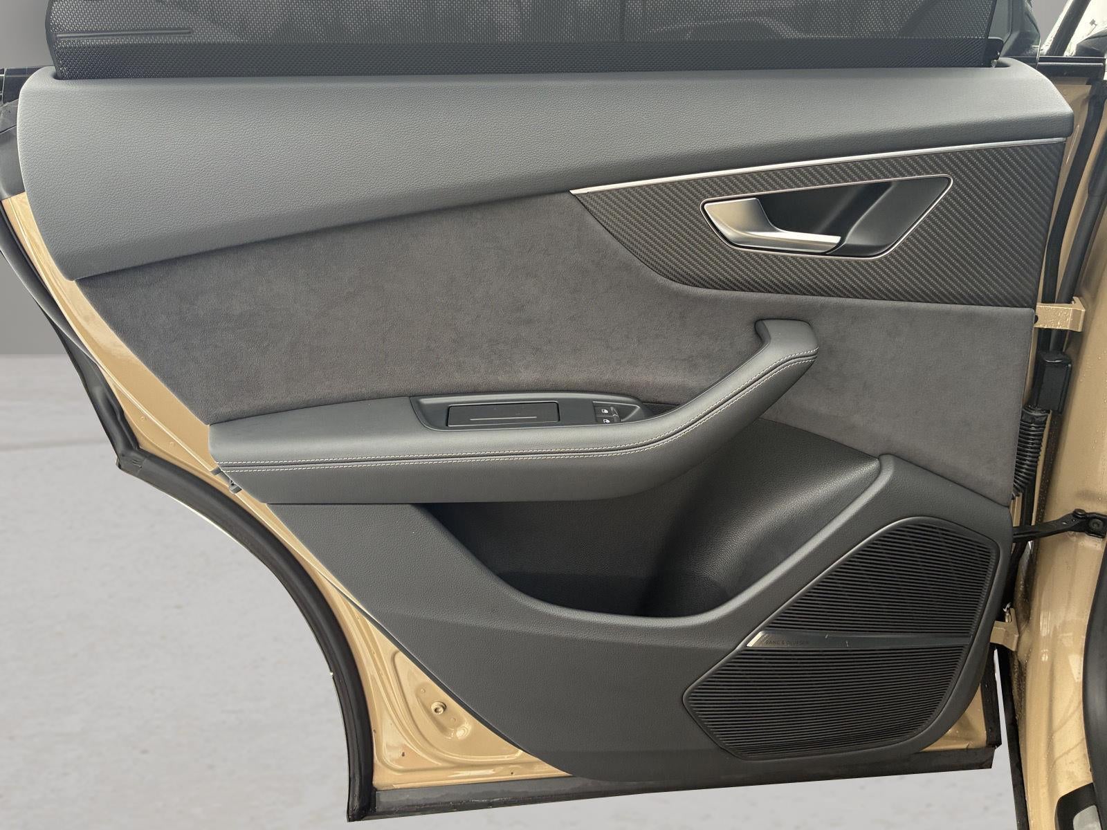 2024 Audi SQ8 Premium Plus