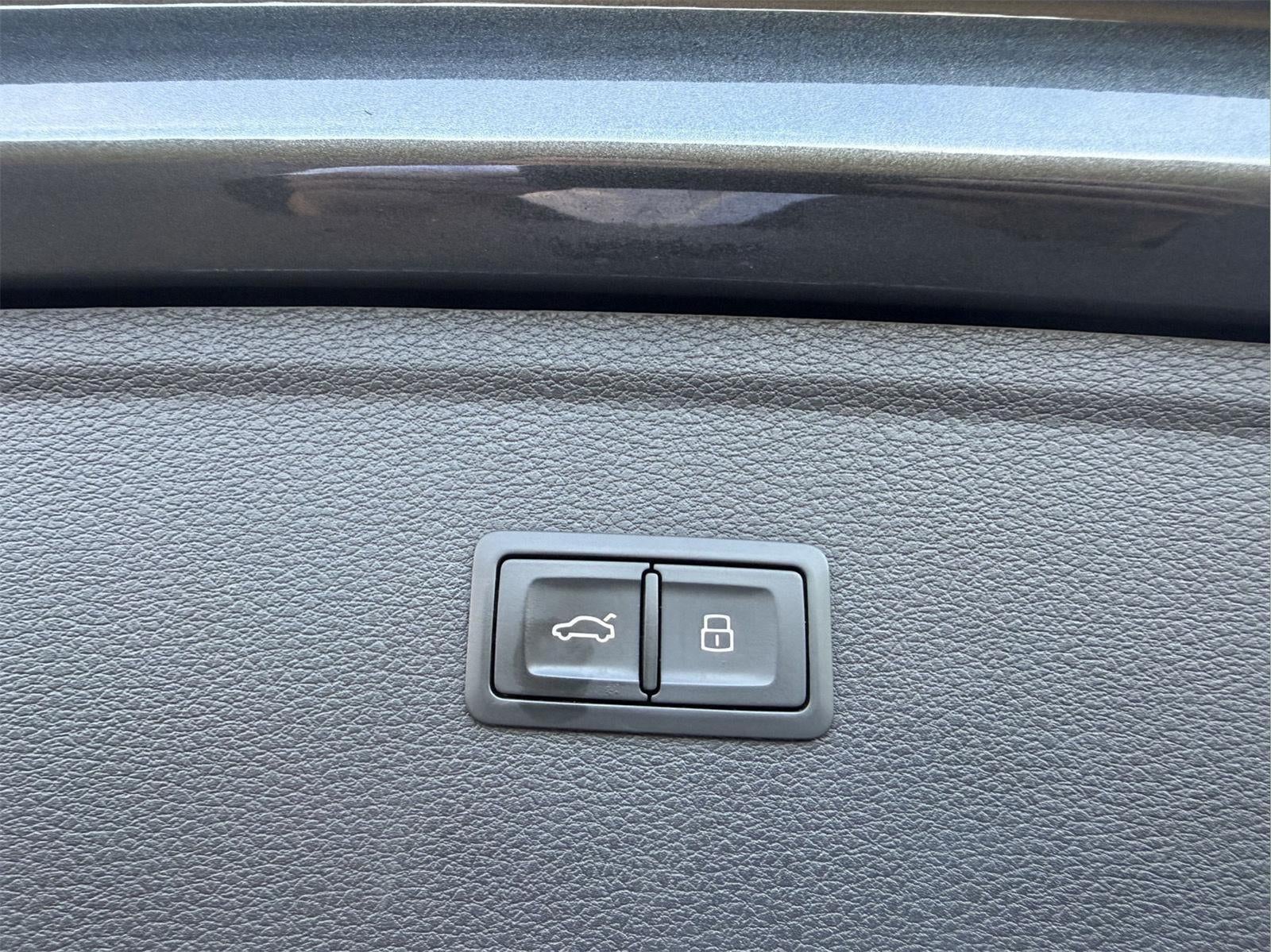 2018 Audi SQ5 Prestige