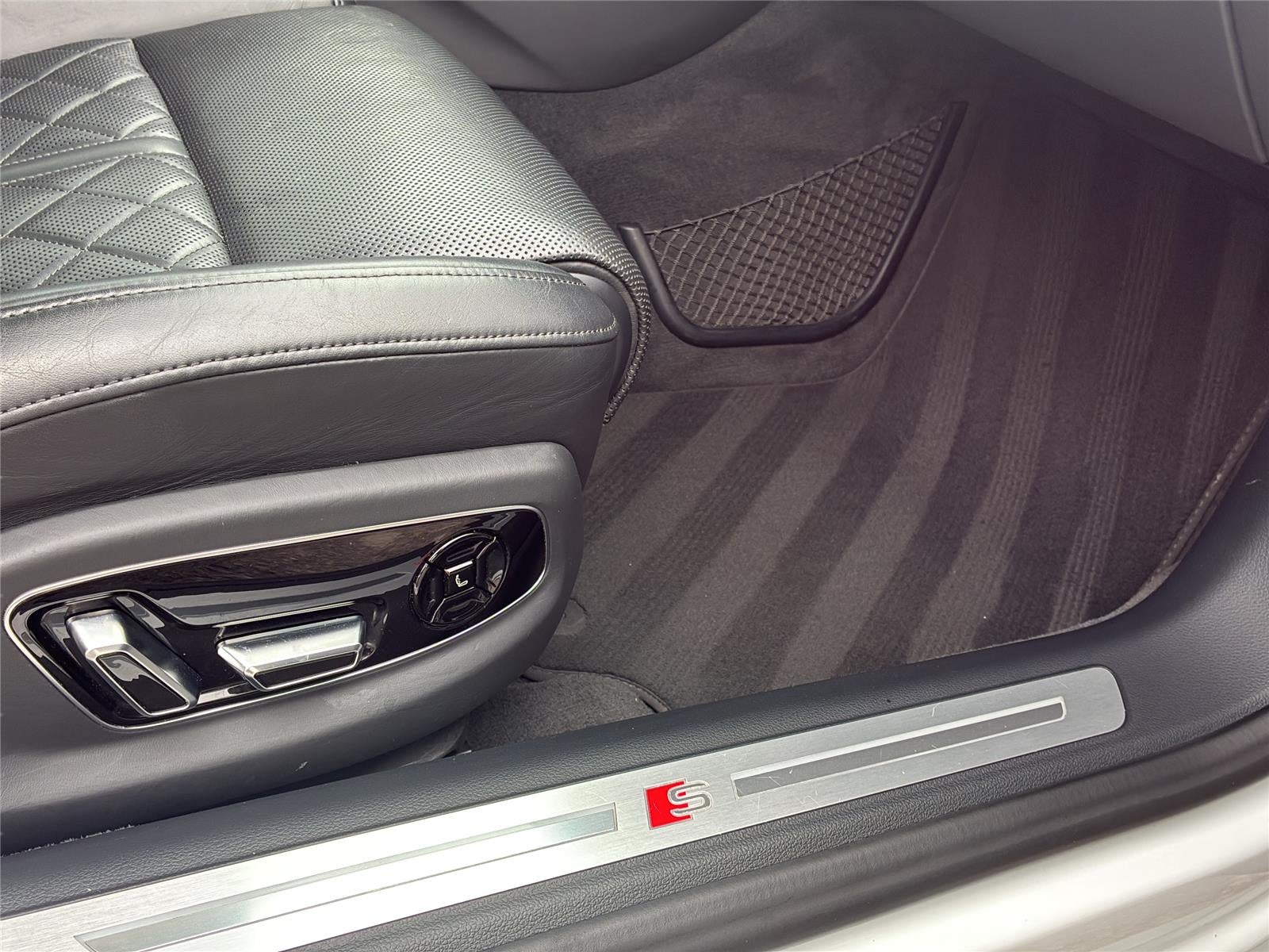 2020 Audi S8 4.0 TFSI