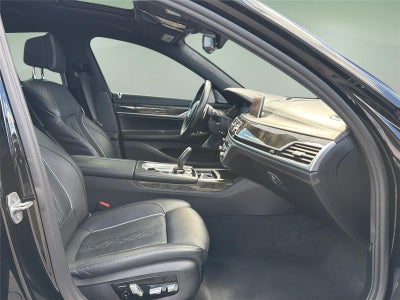 2020 BMW 7 Series M760i xDrive