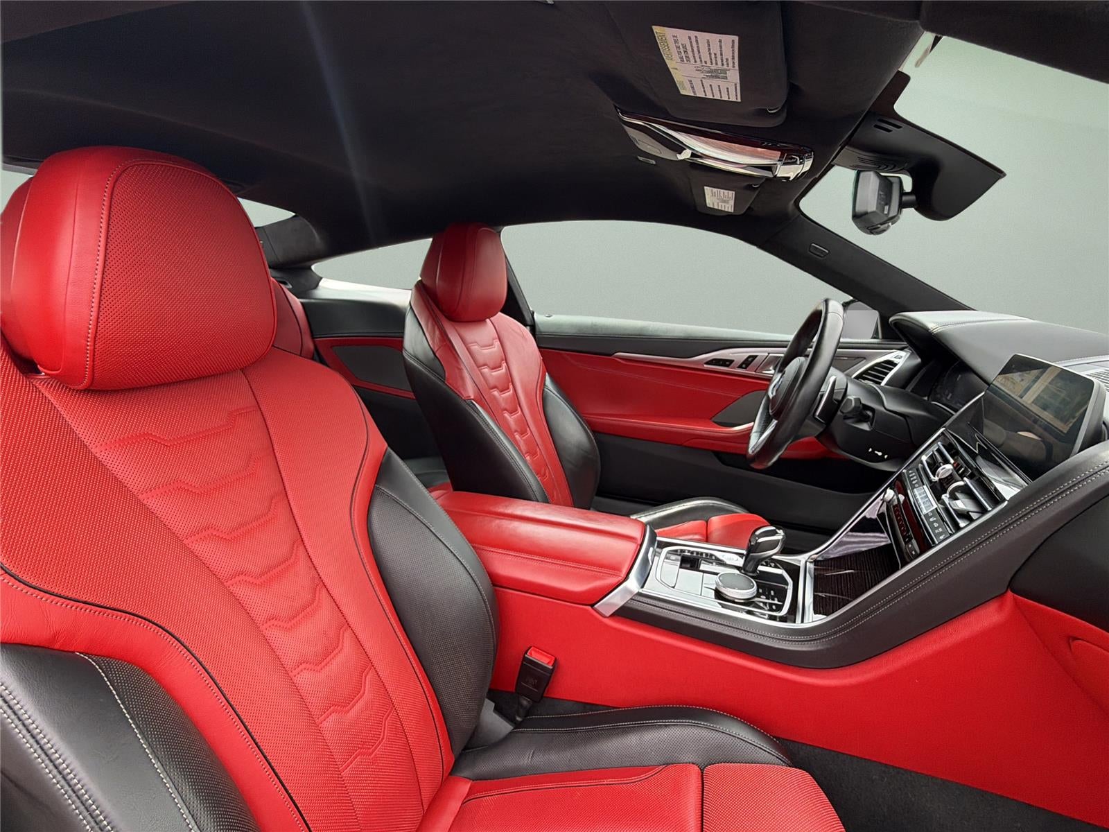 2022 BMW 8 Series 840i