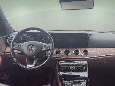 2017 Mercedes-Benz E 400 4MATIC®