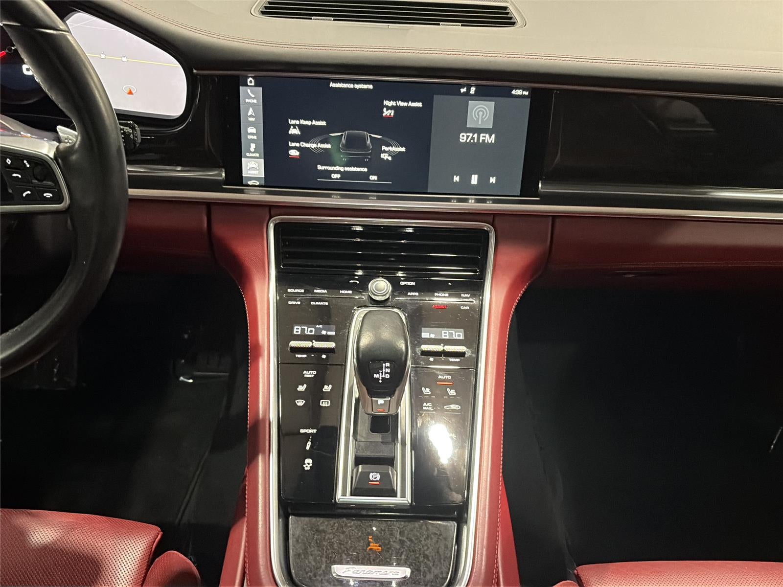 2017 Porsche Panamera 4 AWD