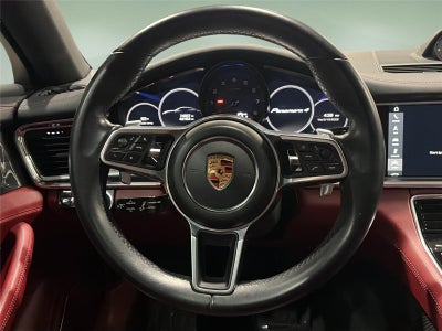 2017 Porsche Panamera 4 AWD