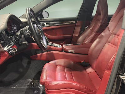 2017 Porsche Panamera 4 AWD