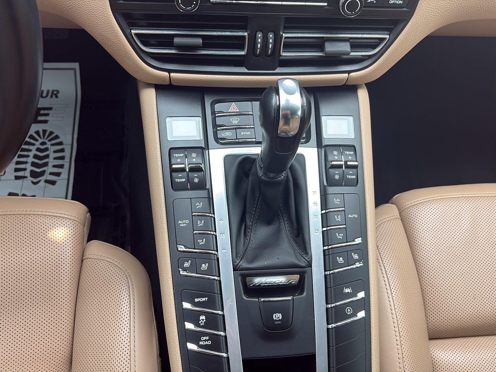 2020 Porsche Macan AWD