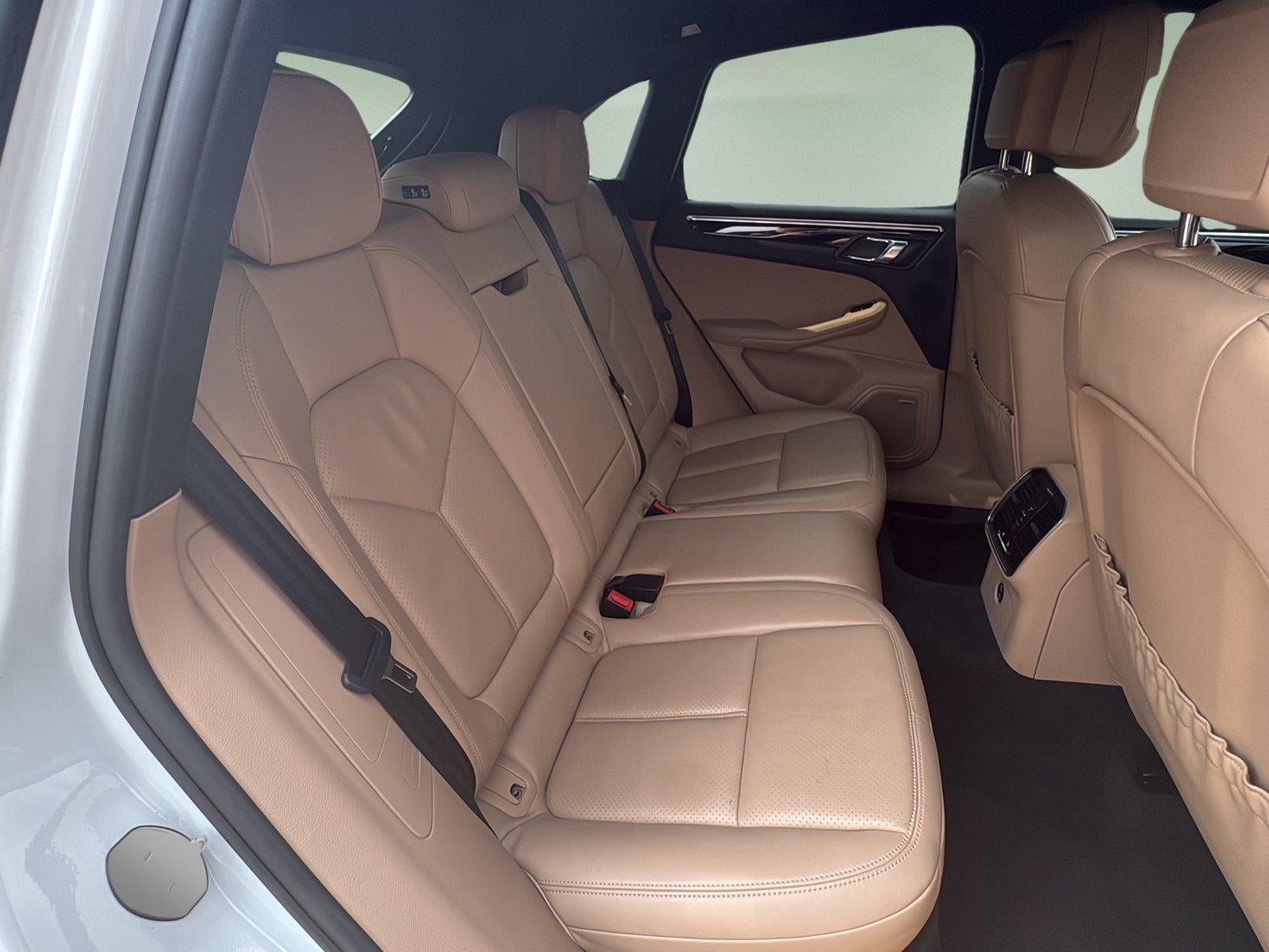 2020 Porsche Macan AWD