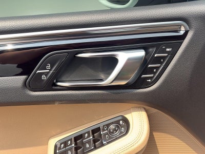2020 Porsche Macan AWD