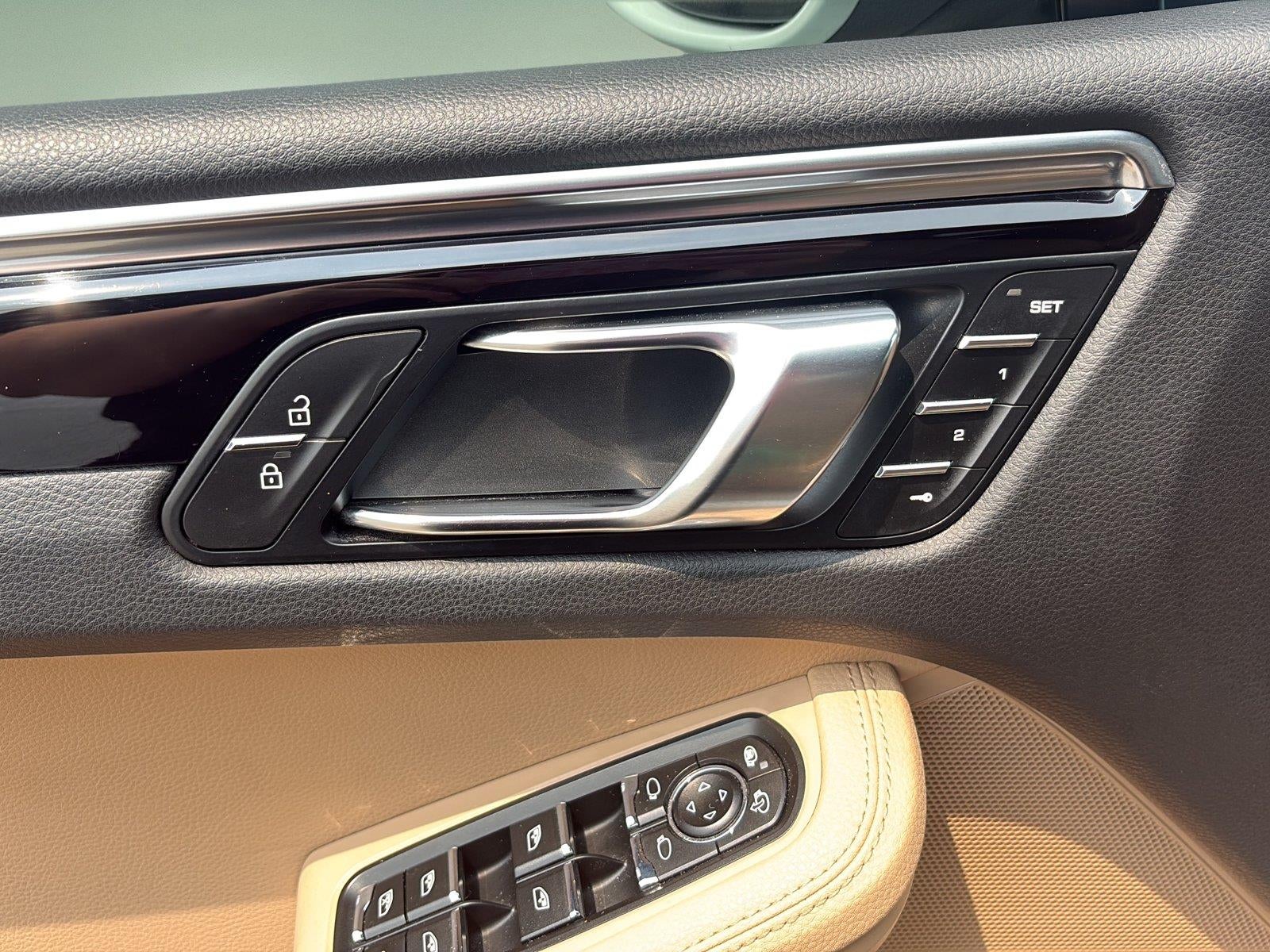2020 Porsche Macan AWD