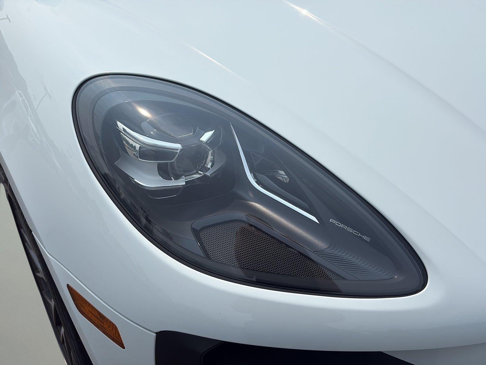 2020 Porsche Macan AWD