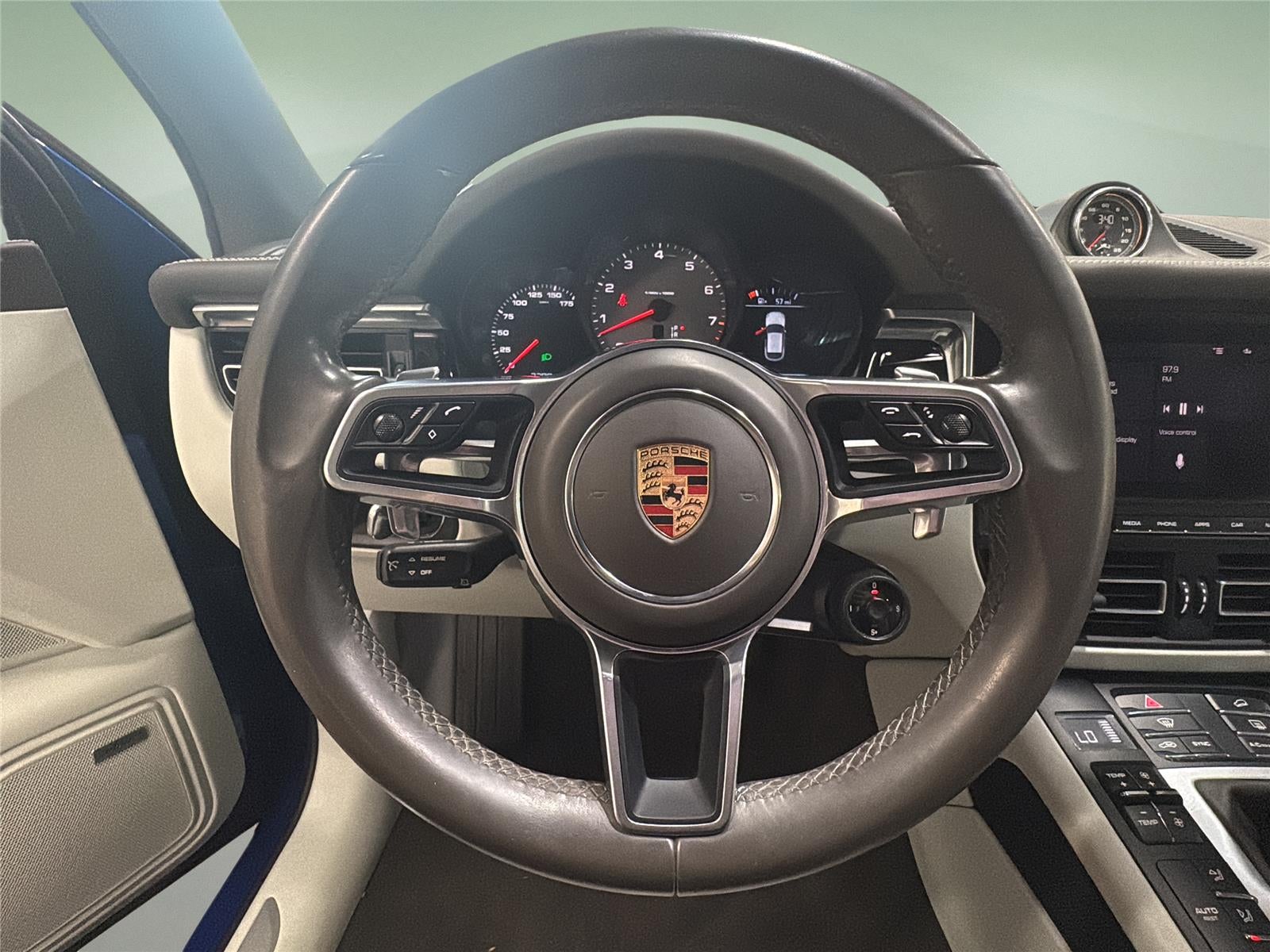 2020 Porsche Macan S
