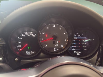 2020 Porsche Macan S