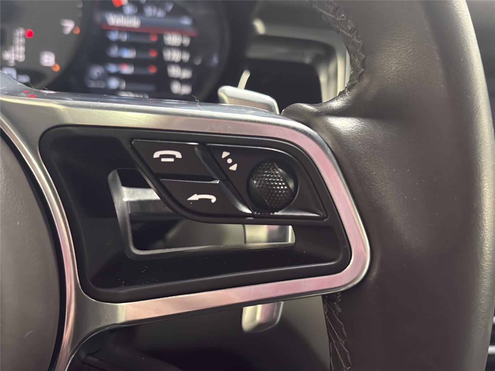 2020 Porsche Macan S