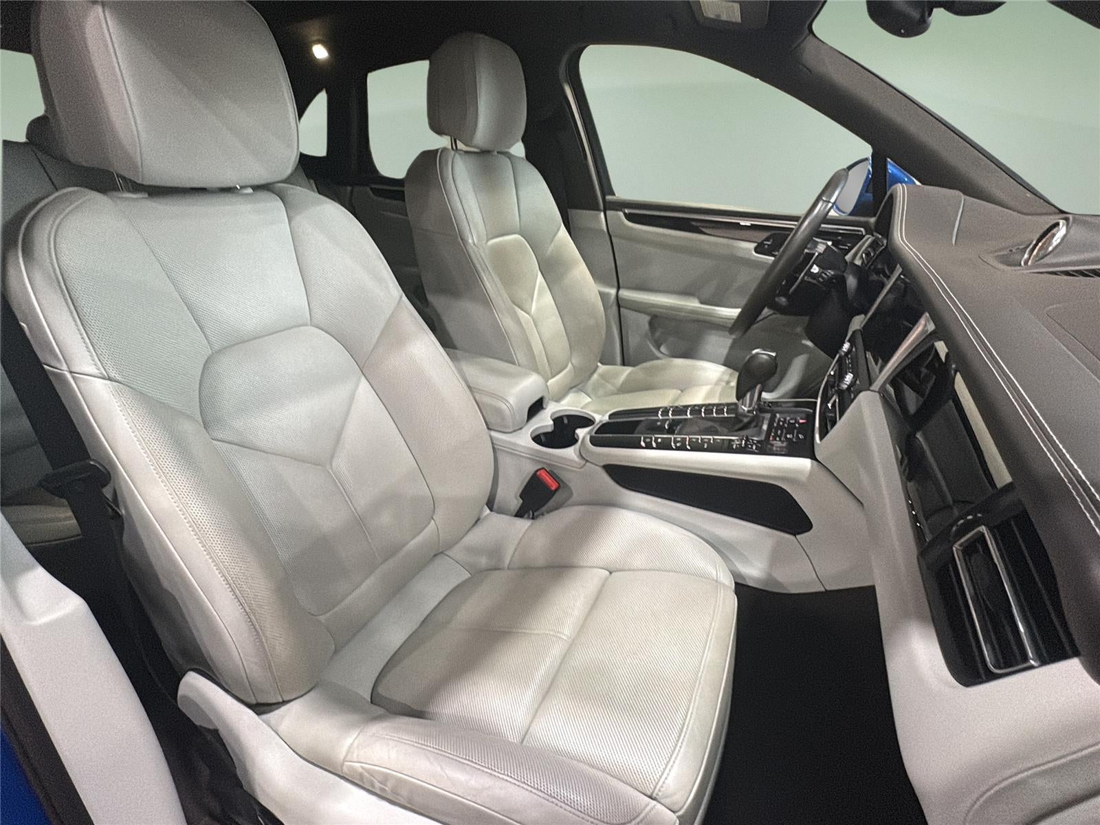 2020 Porsche Macan S