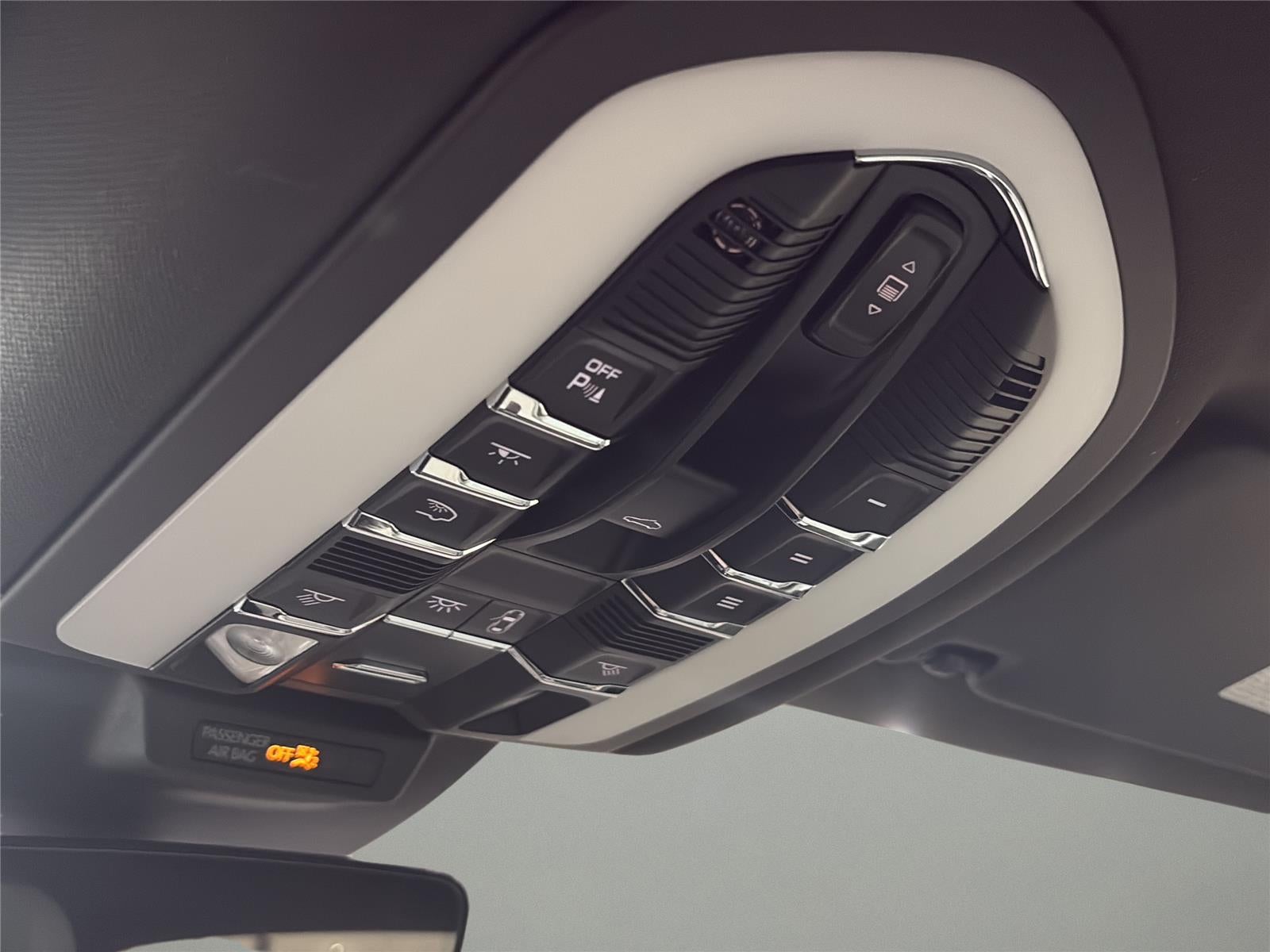 2020 Porsche Macan S