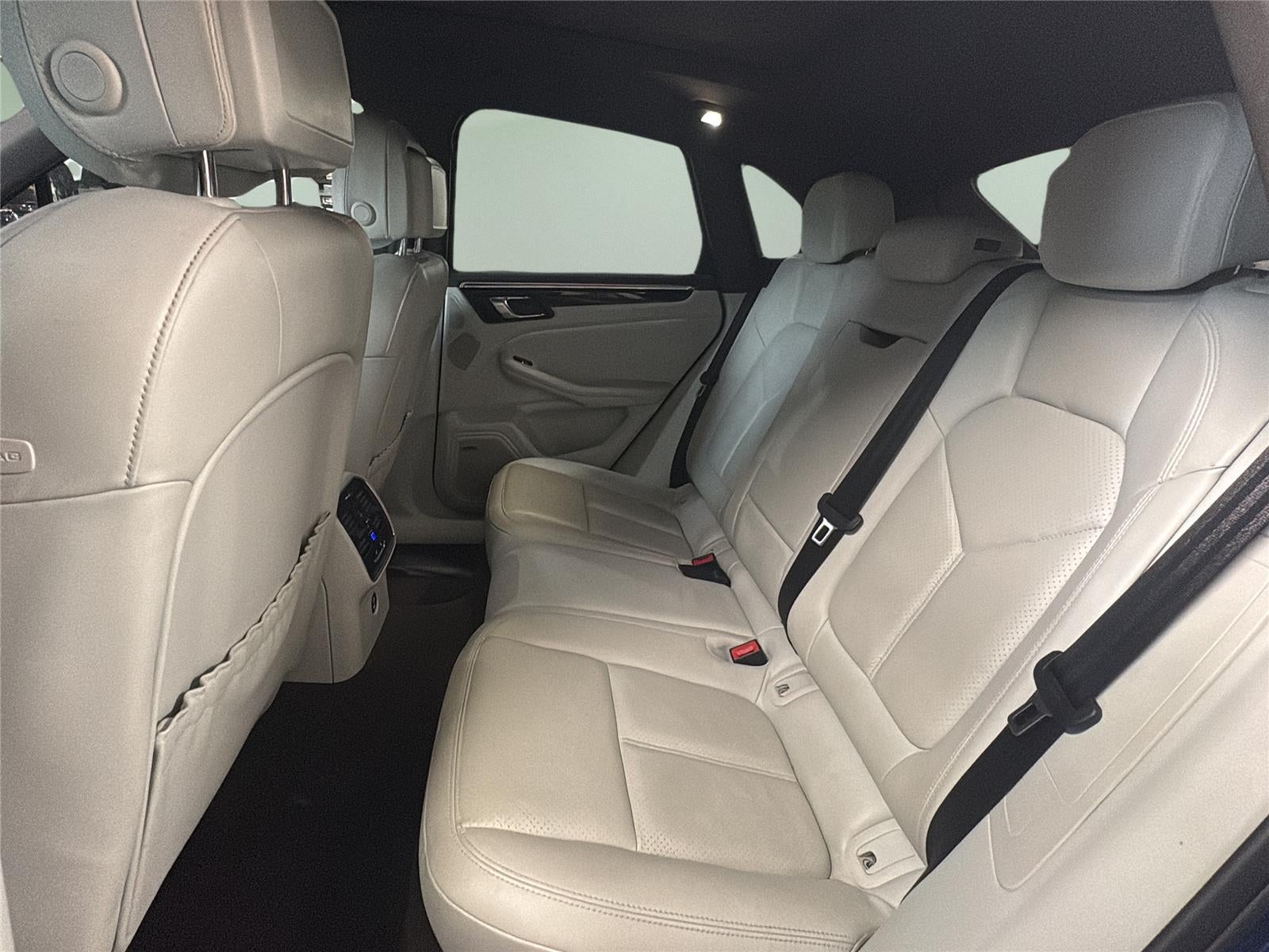 2020 Porsche Macan S