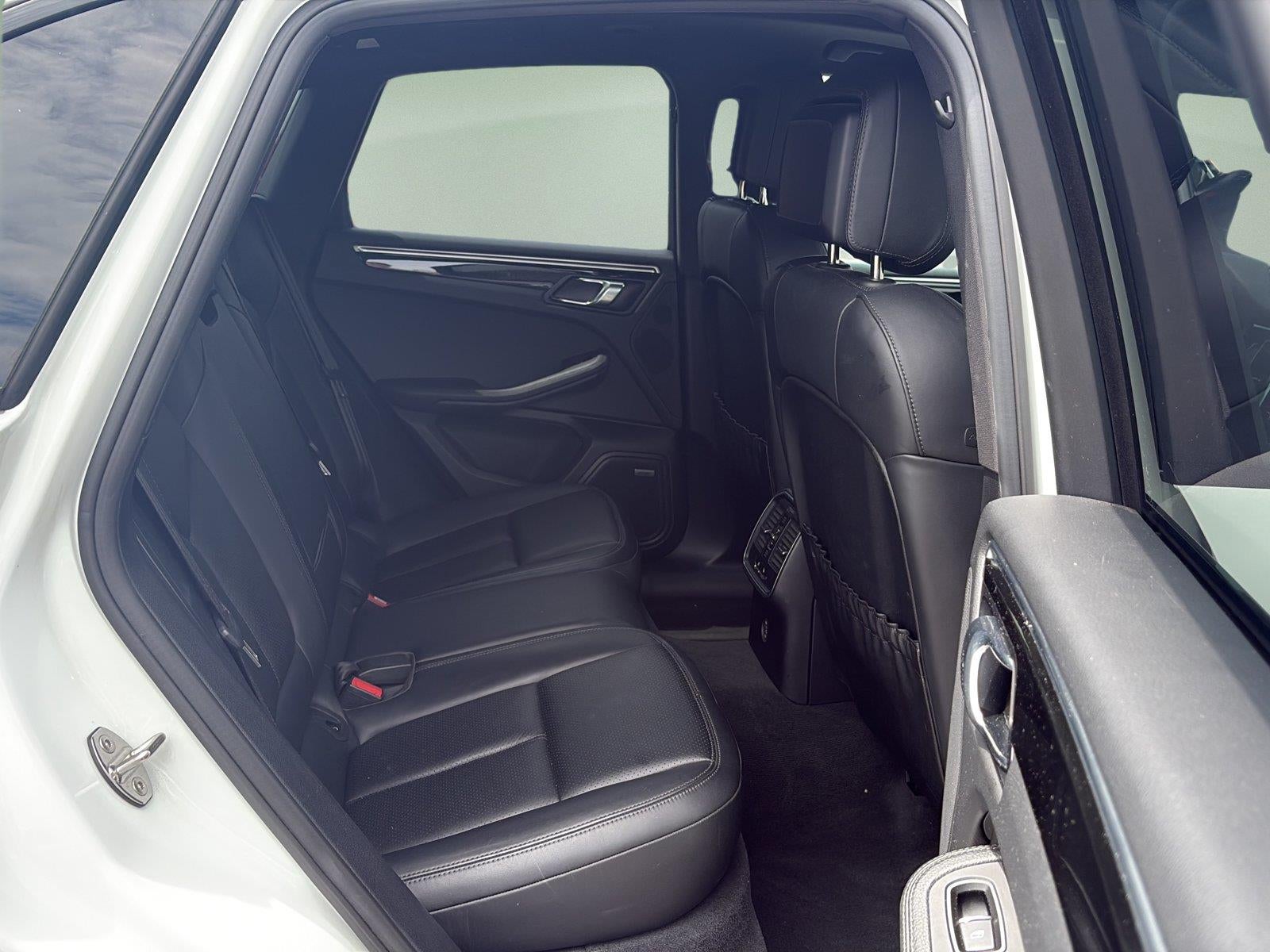 2018 Porsche Macan S