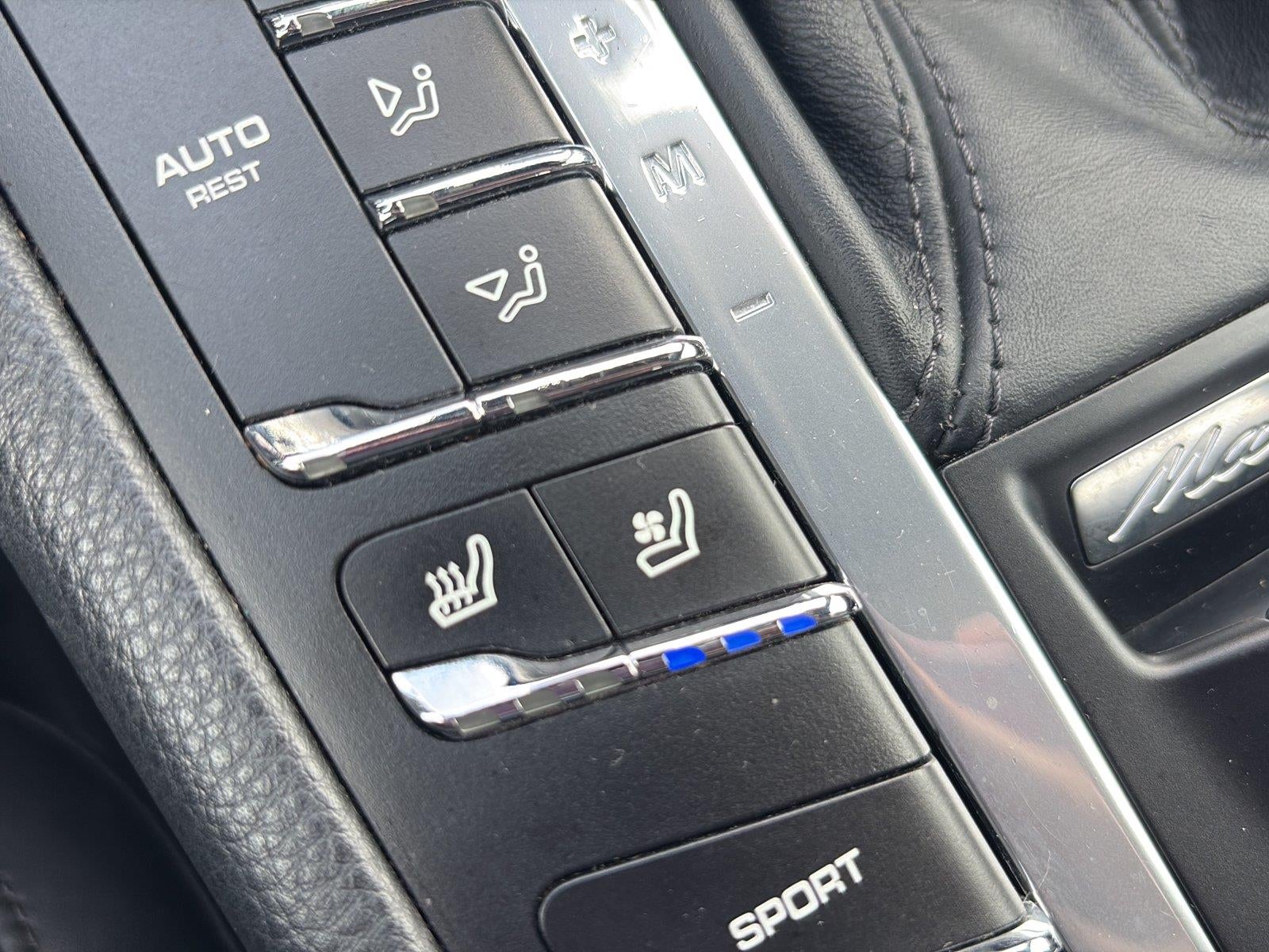 2018 Porsche Macan S